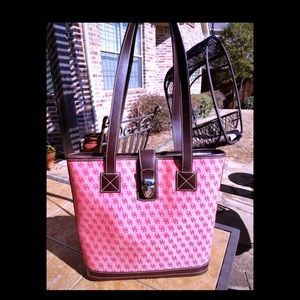 D&B tote bag in great condition! Worn once!